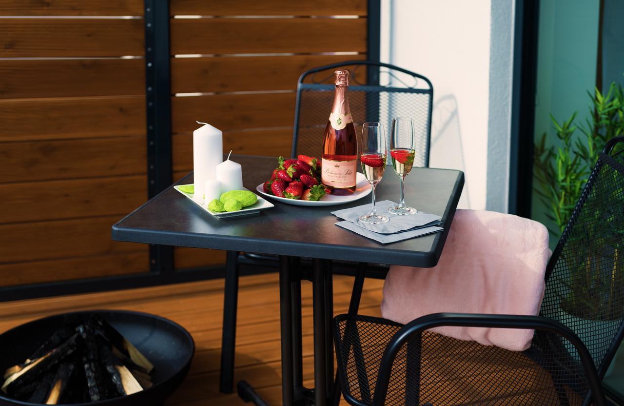 Großes Apartment mit einer Terrasse